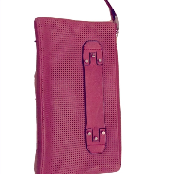 Designer Pink SHE+Lo zip clutch w/strap & silver colored hardware Beautiful EUC! - Picture 2 of 9